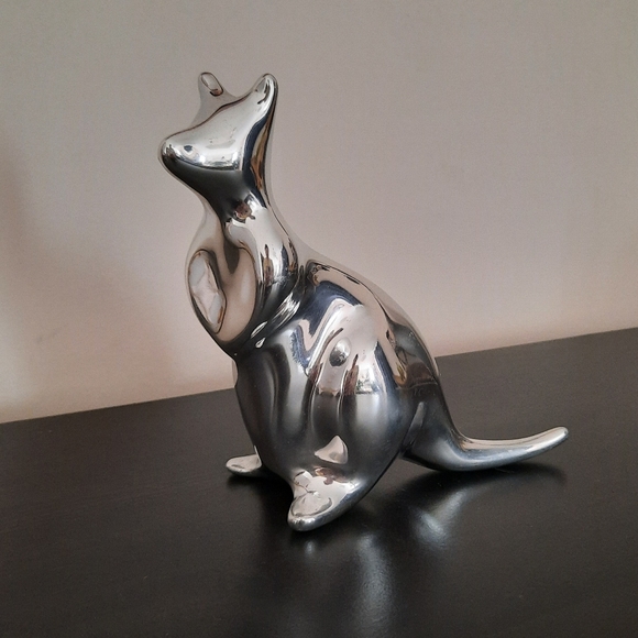 Vintage Hoselton Polished Aluminum Sculpture Kangaroo RARE - Picture 8 of 10
